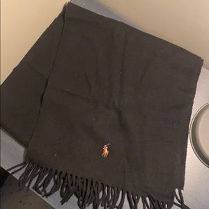 Polo scarf